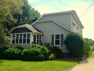 1751 Lenwood Ave, Green Bay, WI 54303