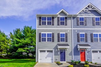 263 Slate Ridge Dr, Barberton, OH 44203