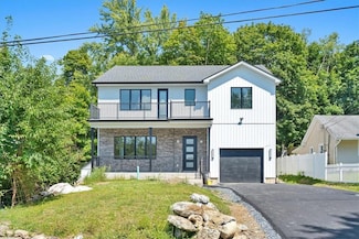 3 Forshee St, Monroe, NY 10950