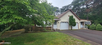 16B Ivy Ct Unit A, Whiting, NJ 08759