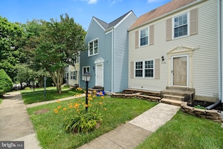 6558 Lochleigh Ct, Alexandria, VA 22315