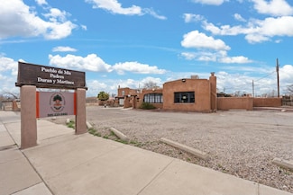 834 Griegos Rd NW, Albuquerque, NM 87107