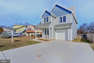 903 Walnut St, Frederick, MD 21703