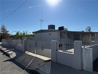 2613 Hickey Ave, North Las Vegas, NV 89030