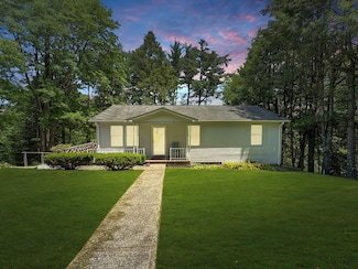 133 Huntington Ct, Beckley, WV 25801