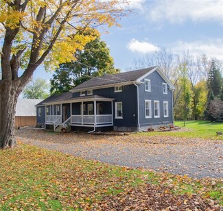 4472 County Line Rd, Holley, NY 14470