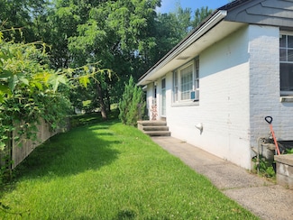 20 Gilbert Hill Rd, North Haven, CT 06473