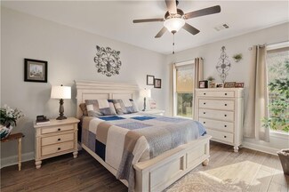 506 Terrace Lake Dr, Covington, LA 70435