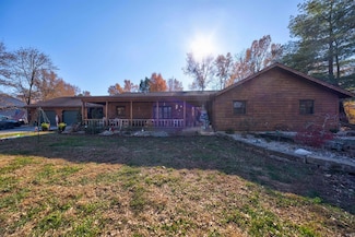 385 W Evergreen Plaza N, Santa Claus, IN 47579