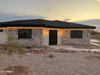4079 E Roosevelt St, Apache Junction, AZ 85119