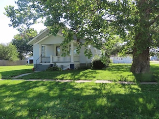 208 N 10th St, David City, NE 68632