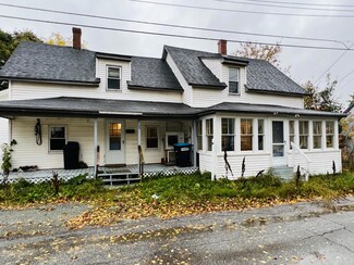 29 Bodwell St, Old Town, ME 04468