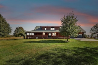 128 Rutledge St, Lacona, IA 50139