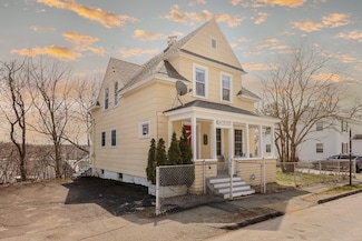 15 Loring St, Worcester, MA 01606
