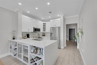 7060 NW 177th St Unit 20412, Hialeah, FL 33015