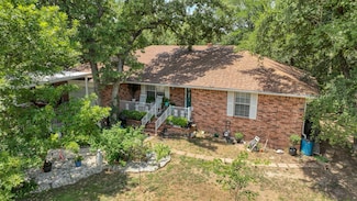 123 Conway Ln, Azle, TX 76020