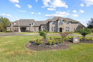 2 Estates of Montclaire, Beaumont, TX 77706