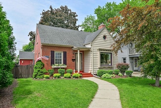 2323 N 72nd St, Milwaukee, WI 53213