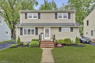 26 Madison St, Belleville, NJ 07109