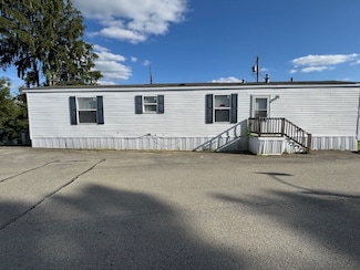 460 Fawn Dr, Washington, PA 15301