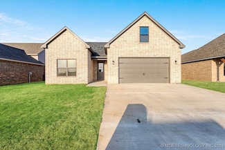 849 Springfield Ct, Durant, OK 74701