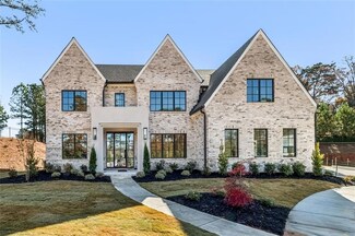 200 River Valley Ct, Sandy Springs, GA 30328