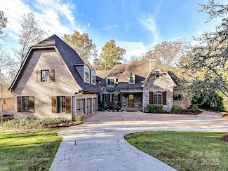 6040 Oxfordshire Rd, Waxhaw, NC 28173