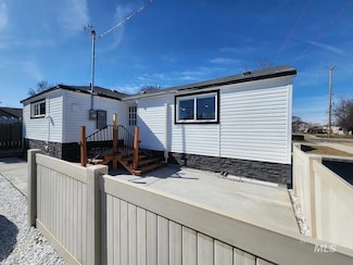 108 E Morrison St, Caldwell, ID 83605
