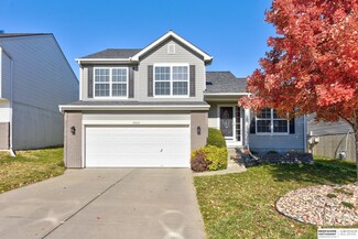19458 U St, Omaha, NE 68135