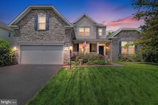 18776 Pier Trail Dr, Triangle, VA 22172