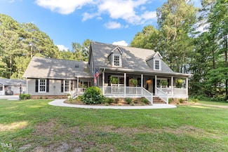 2572 Dogwood Ln, Kinston, NC 28504