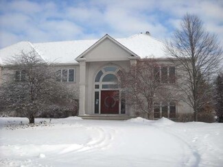 14545 S Somerset Cir, Libertyville, IL 60048