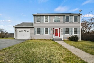 140 Family Dr, Fall River, MA 02721
