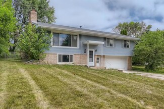7924 28th Ave N, New Hope, MN 55427