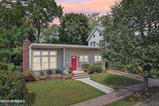 229 Mechanic St, Red Bank, NJ 07701