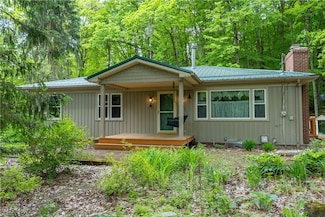 17444 Old State Rd, Middlefield, OH 44062
