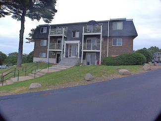 145 Essex Ave Unit 604, Gloucester, MA 01930