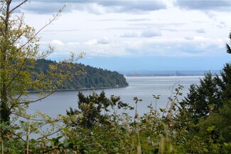 10503 Sunrise Beach Dr NW, Gig Harbor, WA 98332