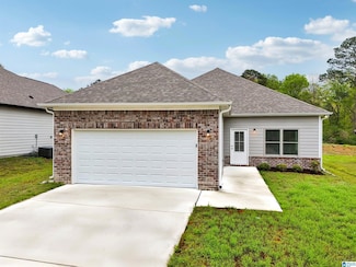 615 Troubadour Ln, Jasper, AL 35501