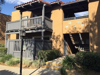 1345 Cabrillo Park Dr Unit L4, Santa Ana, CA 92701