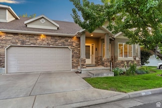 696 S Clearwater Falls Dr, Layton, UT 84041