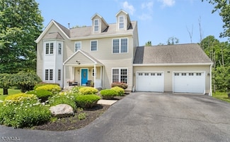 4 Telfer Dr, Glenwood, NJ 07418