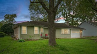 307 Dodson Dr W, Urbana, IL 61802