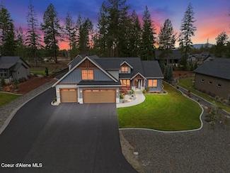 11633 N Spiraea Ln, Hayden, ID 83835