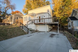 3339 N 53rd St, Omaha, NE 68104