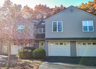 313 Ridgefield Cir Unit B, Clinton, MA 01510