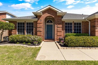 106 Londonderry Ln, Mansfield, TX 76063