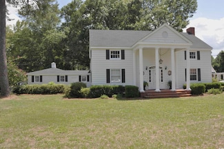 5632 Main St, Loris, SC 29569