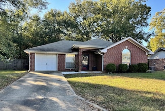 33 Green Oak Cir, Nash, TX 75569