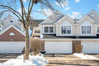 1022 Tara Ln Unit 32, West Chicago, IL 60185